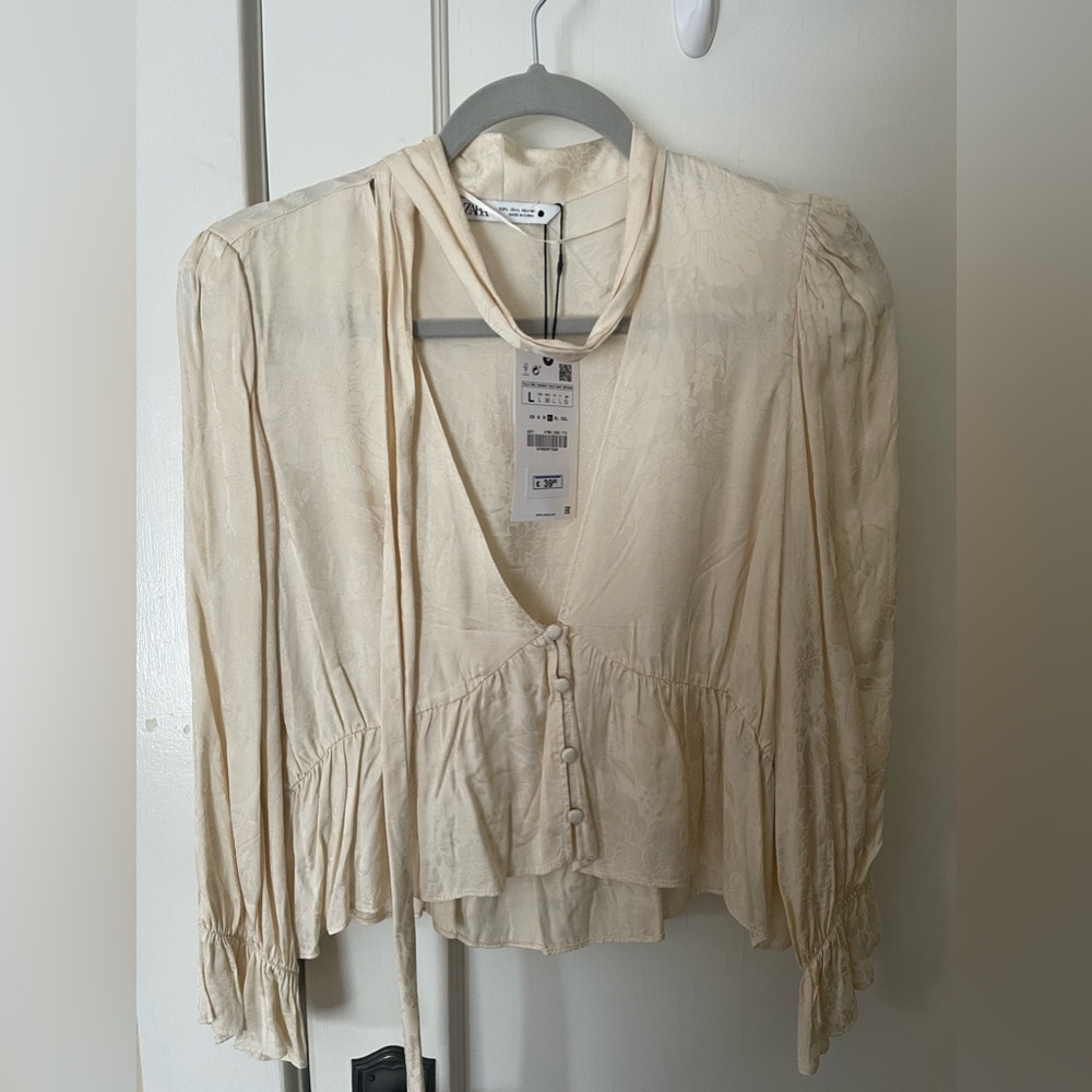 Zara vintage style blouse size L brand new with tags